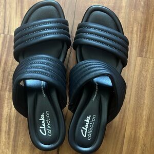 New Clarks Chelseah path black sandals